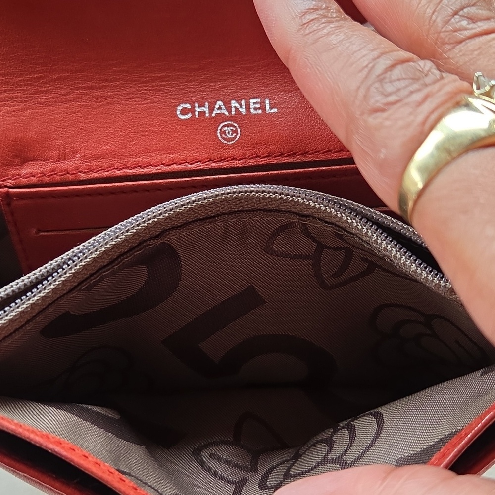 Chanel Mademoiselle Classic Red Leather Wallet - Picture 7 of 9